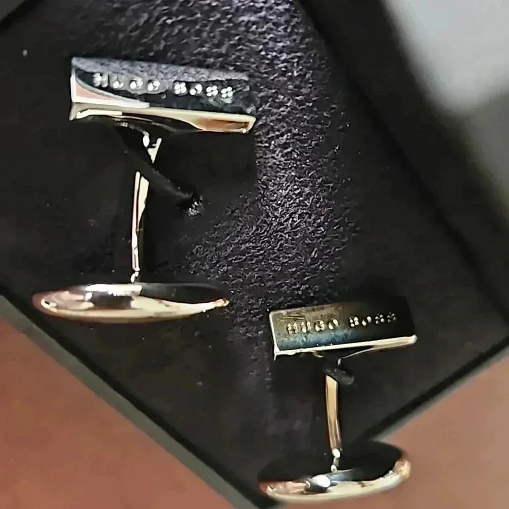 Hugo Boss Rare Green Enamel Whaleback Cufflinks New in Box